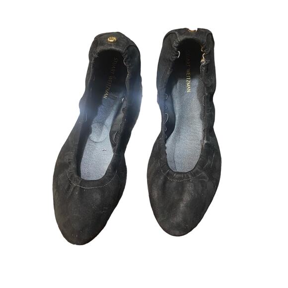 Gabby Scrunch Flat (Women)
Stuart Weitzman Size 6.5 - Picture 5 of 5